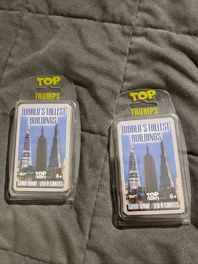 Top Trumps "World's Tallest Buildings" Card Game - Blue